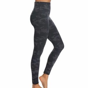 SPANX Dark Camo Leggings